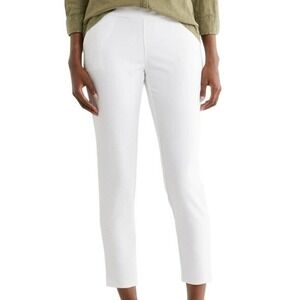 TOMMY BAHAMA Women's 6 White Straight Leg Light Weight Stretch Capris Pants Chic